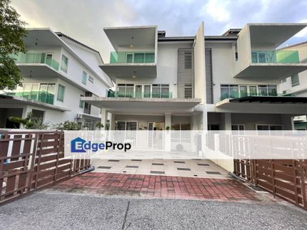 Fully Furnished Renovated 3 Storey Semi-D Villa 1080 Residence, Prima Saujana Kajang, Selangor, Kajang