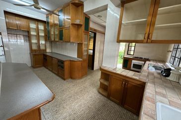 For Sale Corner Lot Double Storey Jalan SL 10 Bandar Sg Long Cheras