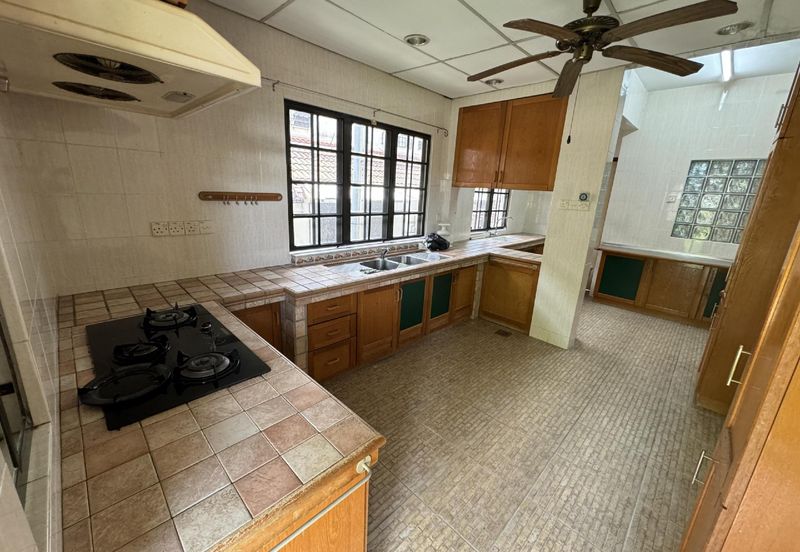 For Sale Corner Lot Double Storey Jalan SL 10 Bandar Sg Long Cheras