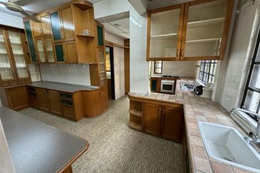 For Sale Corner Lot Double Storey Jalan SL 10 Bandar Sg Long Cheras