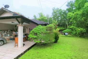 For Sale Cornerlot Single Storey Semi D Taman Desaria, Nilai