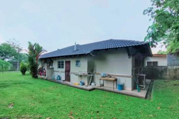 For Sale Cornerlot Single Storey Semi D Taman Desaria, Nilai