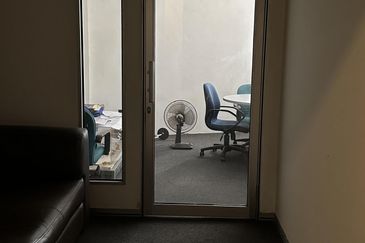 Three Storey Office Lot in Shah Alam For Sale