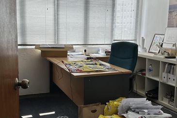 Three Storey Office Lot in Shah Alam For Sale