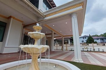 Two Storey Bungalow Bandar Sungai Long For Sale