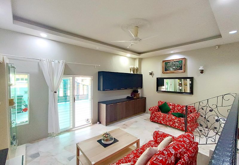 Double Storey Terrace House Seksyen 7 Bandar Sungai Long For Sale