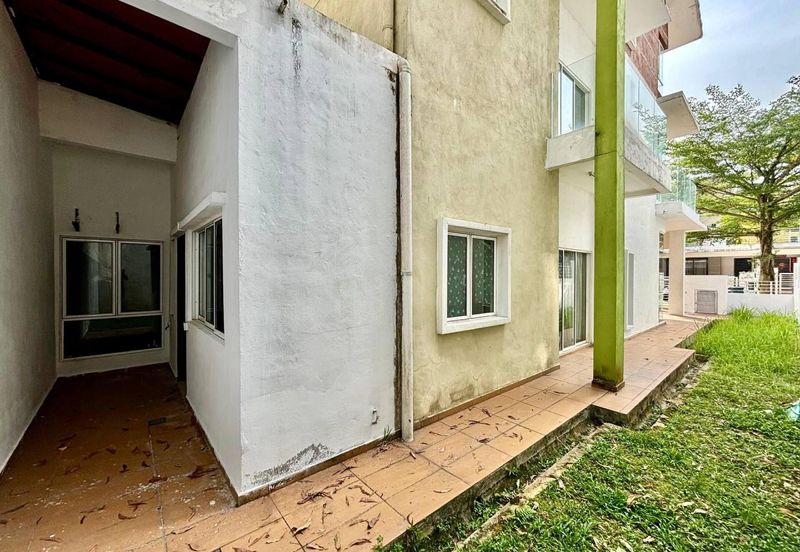 Daisy @ D'Impian Tropika