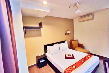 5 Storey Hotel at Kelana Jaya For Sale