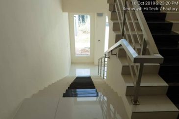 Kawasan Perindustrian Hi Tech 7