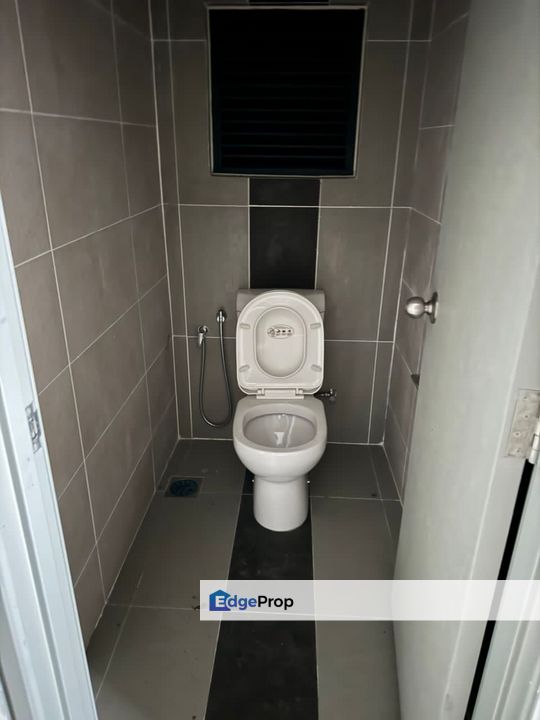 Radius Business Park Ground Floor Shop Lot For Rent, Selangor, Cyberjaya