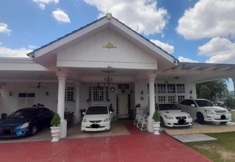 Kampung Sungai Kantan