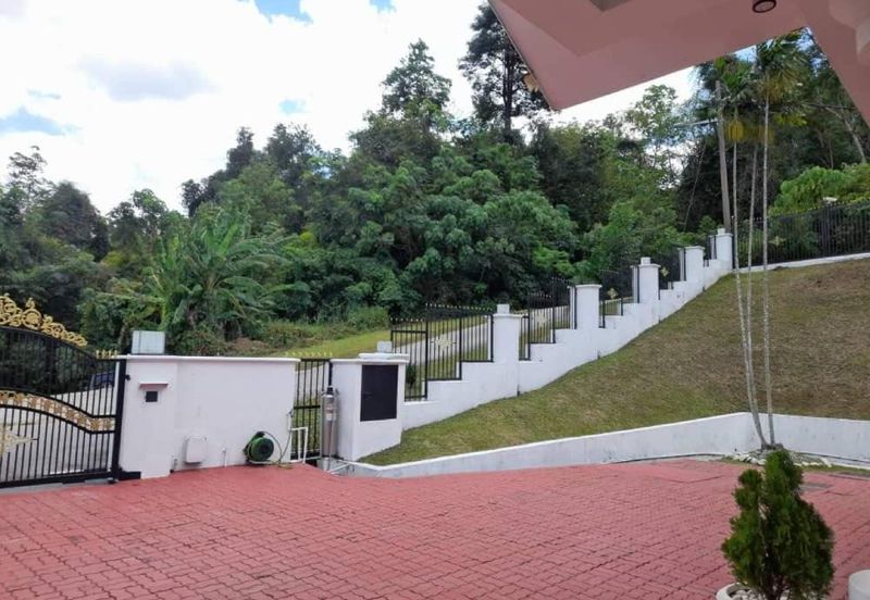 Kampung Sungai Kantan