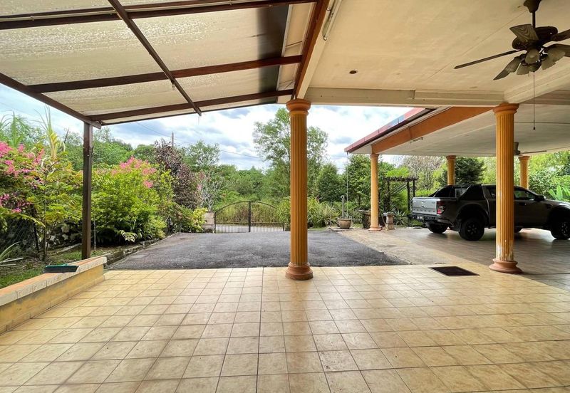 Kampung Sungai Kantan