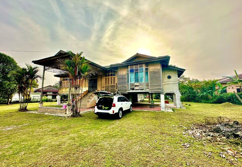 Kampung Sungai Kantan