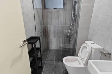 Meta Residence @ Meta City