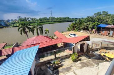 Kampung Pulau Melaka