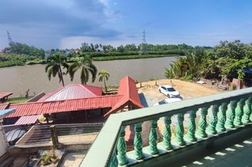 Kampung Pulau Melaka