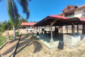 Kampung Pulau Melaka