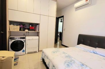 Trillium, Perdana Lakeview East