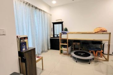 Trillium, Perdana Lakeview East