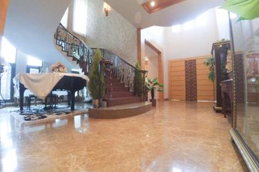 Perdana Lakeview East