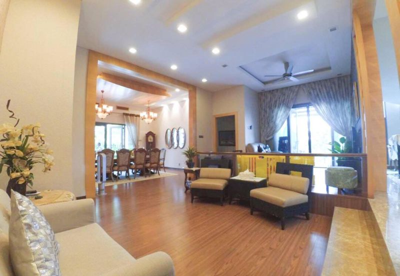 Perdana Lakeview East