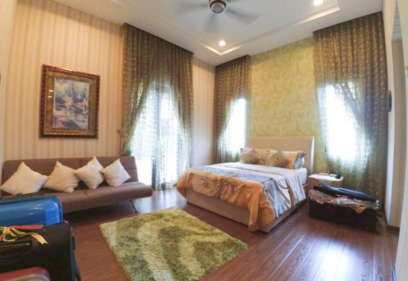 Perdana Lakeview East