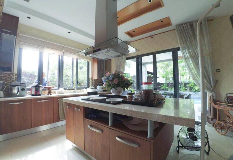 Perdana Lakeview East