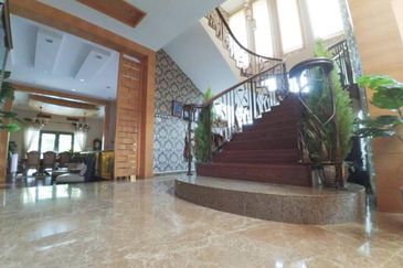 Perdana Lakeview East