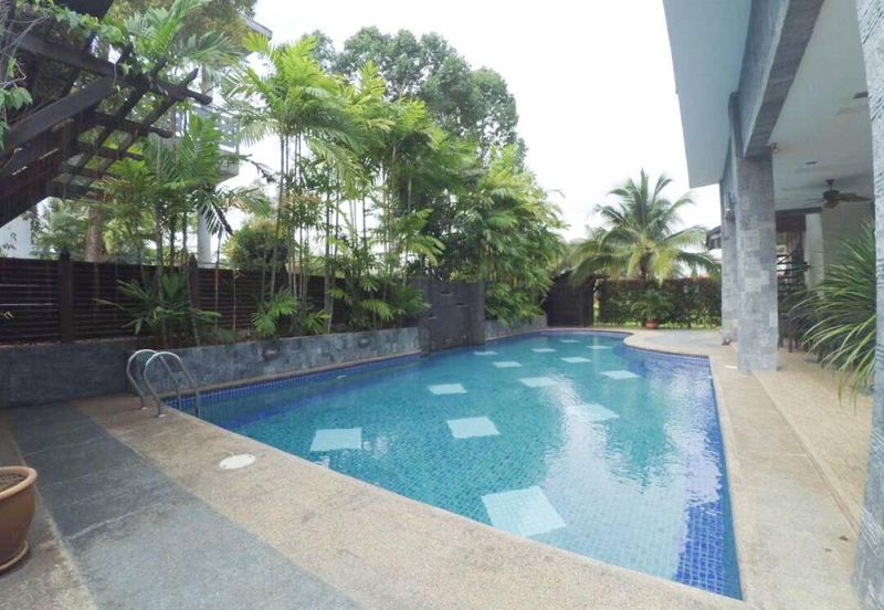 Perdana Lakeview East