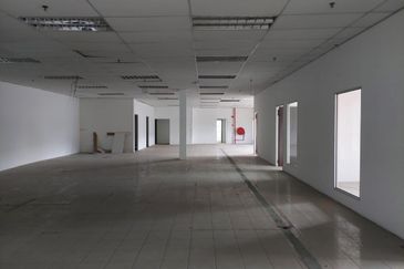 Bandar Puncak Alam Two Storey Warehouse For Rent 