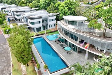 Lepironia Gardens, Setia Eco Glades