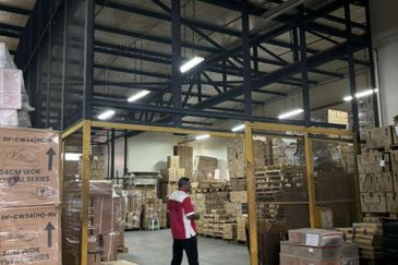 Section 13 (Seksyen 13)