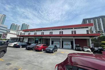 Section 13 (Seksyen 13)