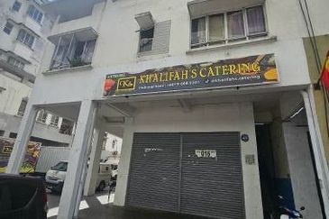 Dataran Otomobil, Seksyen 15