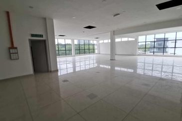 Nilai Negeri Sembilan Double Storey Factory Warehouse For Rent
