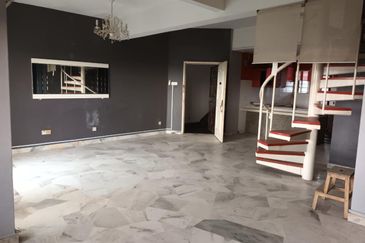 Sri Kinabalu Condominium