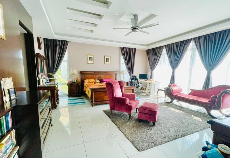 Bandar Tun Hussein Onn