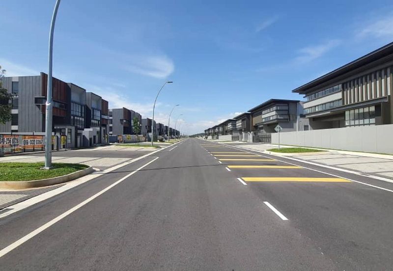 Elmina Business Park