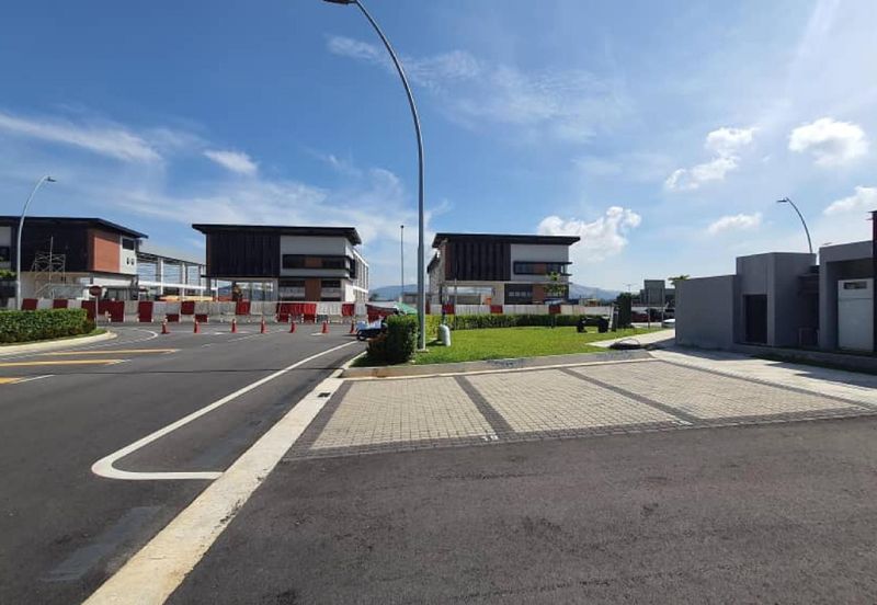 Elmina Business Park