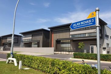 Elmina Business Park