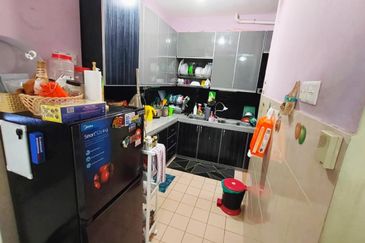 Pangsapuri Damai Mewah B