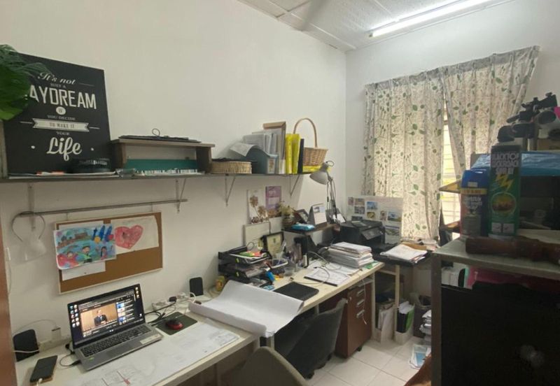 Desa Pinggiran Putra