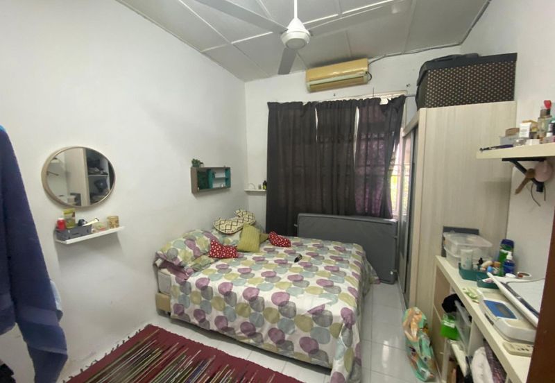 Desa Pinggiran Putra