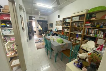 Desa Pinggiran Putra