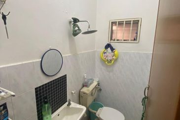 Desa Pinggiran Putra