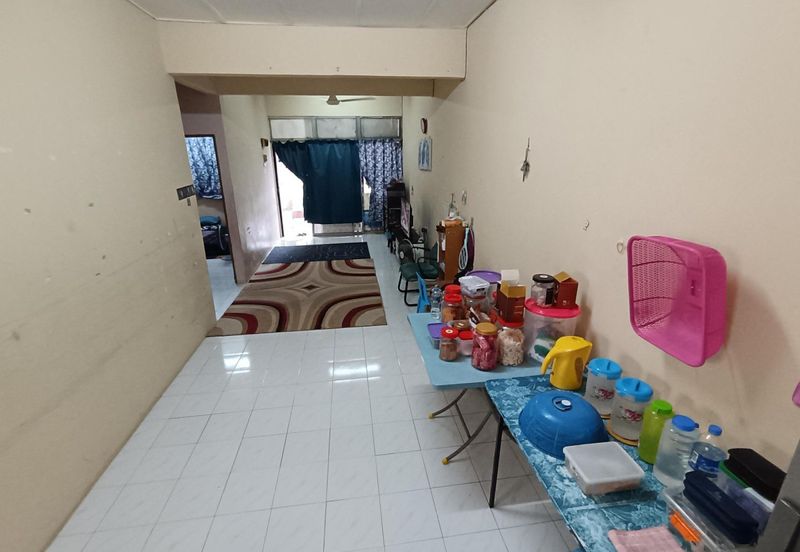 Taman Seroja, Bandar Baru Salak Tinggi