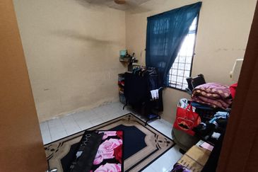 Taman Seroja, Bandar Baru Salak Tinggi