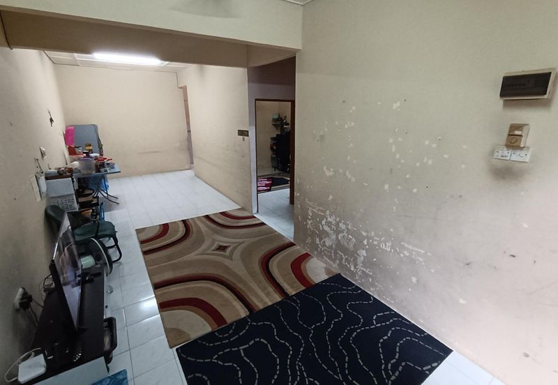 Taman Seroja, Bandar Baru Salak Tinggi