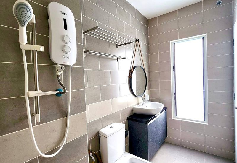 Parkfield Residences, Tropicana Heights